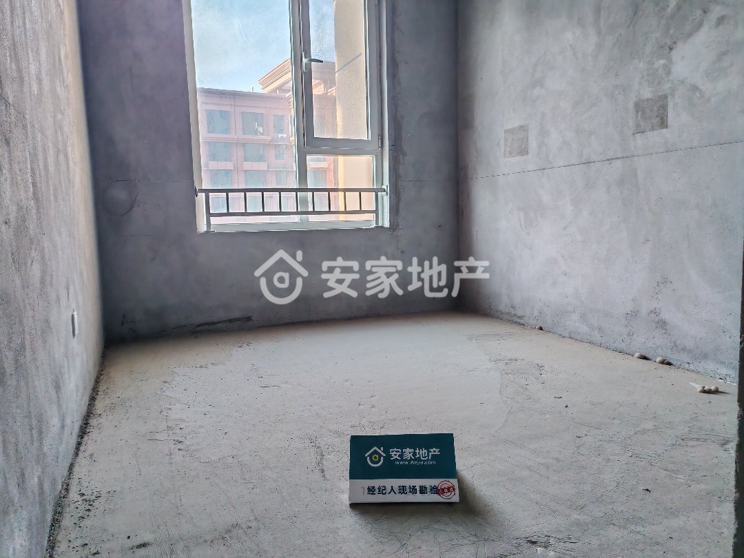 外滩玺园,外滩玺园湖景房, 4室2厅2卫2阳台208㎡ 带超大入户花园8