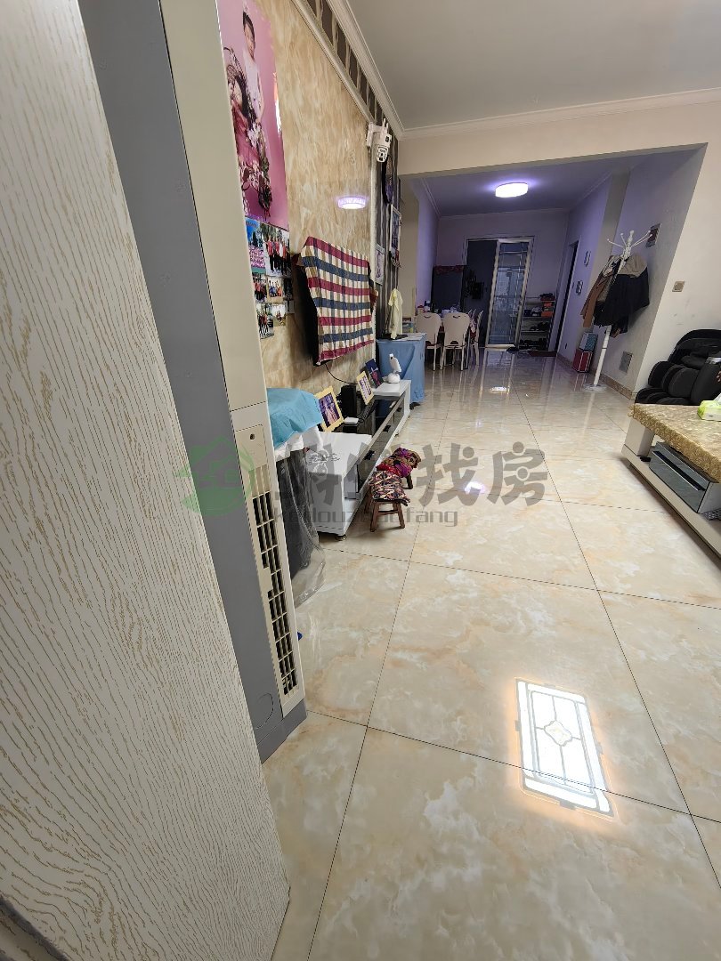 绥德县金阳光小区,金阳光5号楼边户 全明户型 不满二1