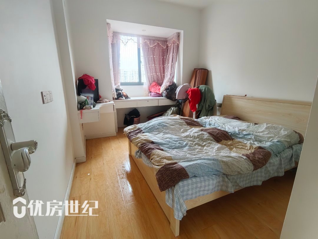 万象城,万象城 119平3房 南北通透 精装4