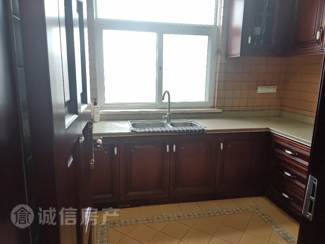 尚街国际新天地,尚街国际21楼145平方 东边户 无大税3