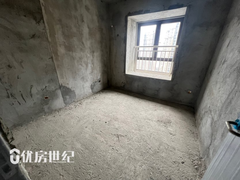 天行梦龙苑,梦龙苑 109平方 边套三采 139万6