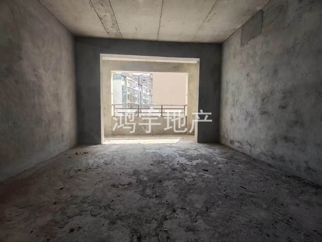 宜家学苑,宜家学院泉小泉中附近,全新毛坯,送车位出售1