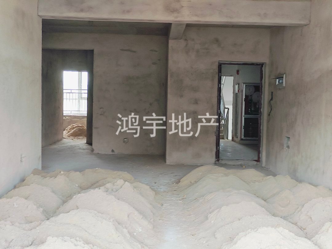 山水国际,精装3室2厅2卫1阳台真漂亮,产权满两年,过户便宜。6