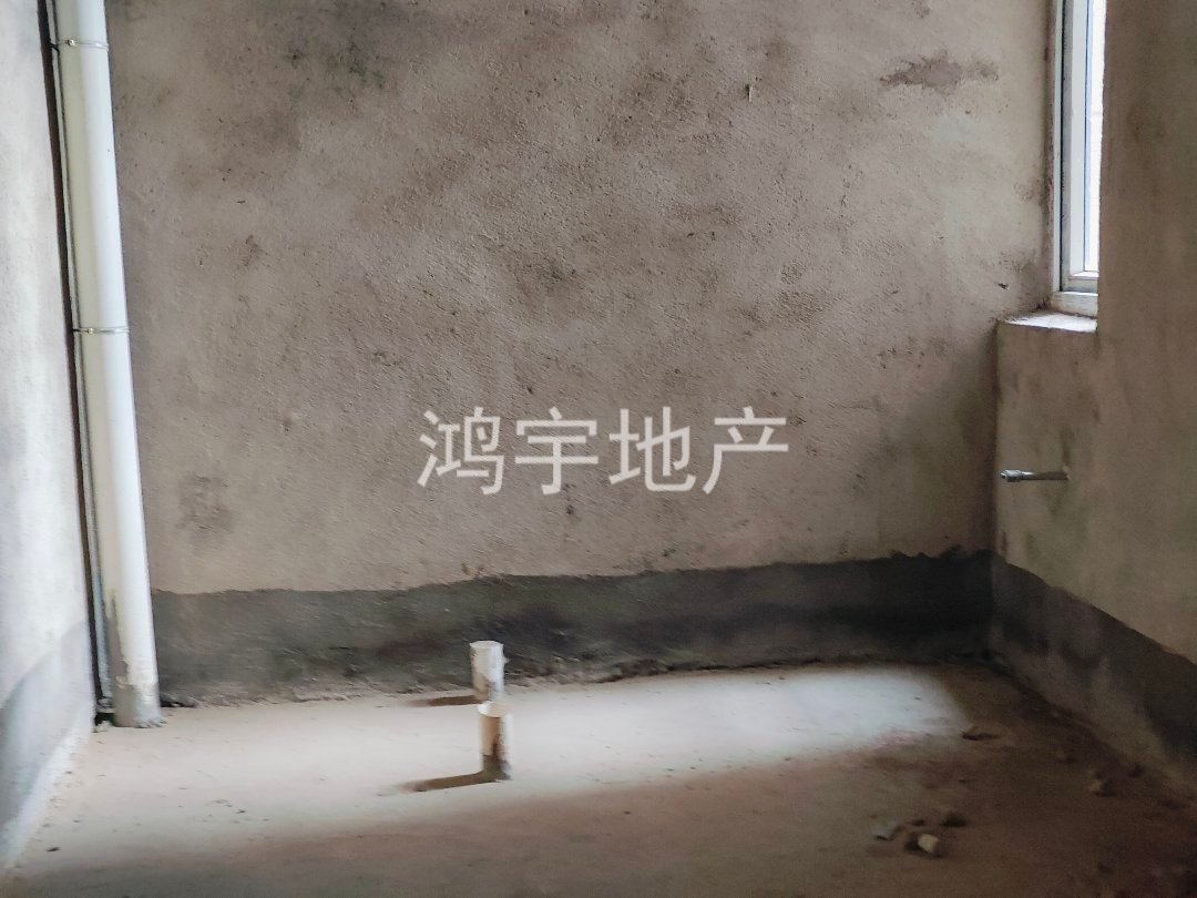 山水国际,精装3室2厅2卫1阳台真漂亮,产权满两年,过户便宜。7