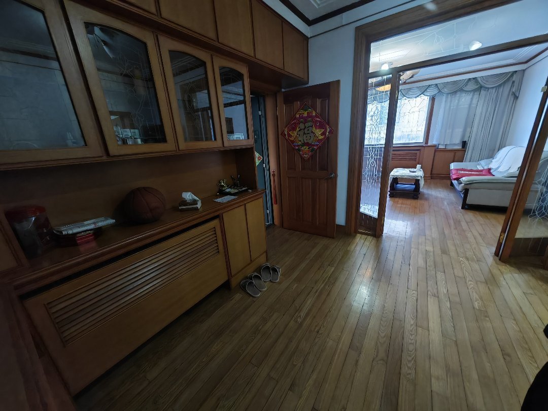 丹铁中联小区,中联小区步梯2楼100平45万房改房可贷款一套房7