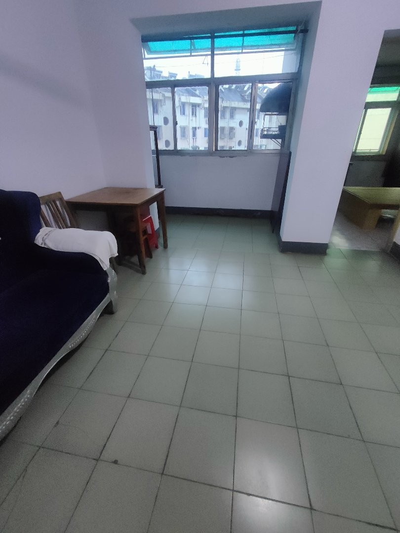 官塘新村,官塘新村2室1厅,老式装修,天小,四中2