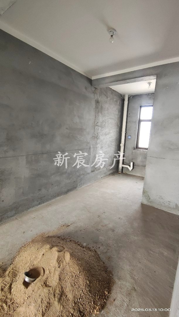 灵秀花园,豪华装修3室2厅2卫1阳台,拎包入住,采光空气都很好!5