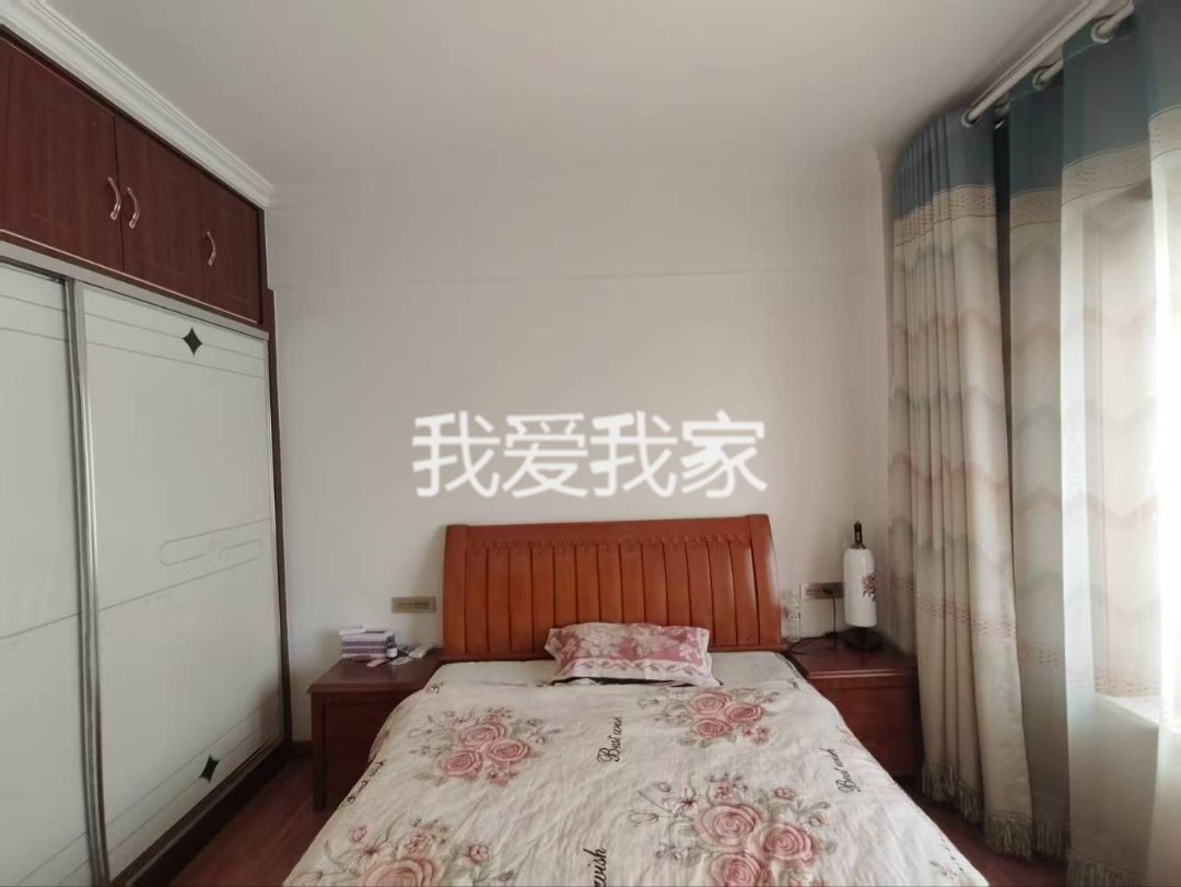 兴保家园,兴保家园交通便利精装2室2厅1卫1阳台 可按揭10