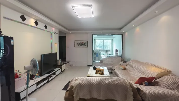 当祥安购物广场3室2厅2卫1阳台的出现,是又一次美丽而响亮的