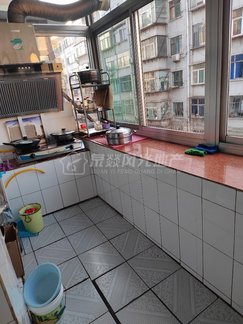铁亮小区,铁亮小区58㎡2室1厅1卫1阳台普通,好房出售2