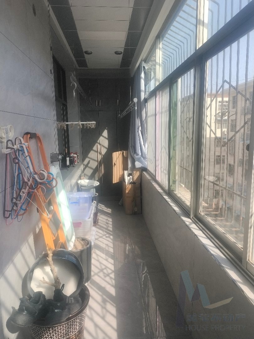 东风大街工行家属院,东风大街工行家属院位置好、格局棒、随时入住8