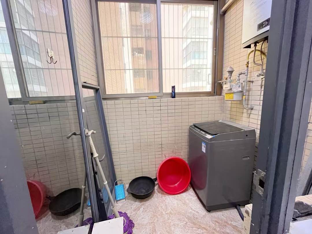 时代美居,精品好房,楼层好,视野广,时代美居3室2厅2卫2阳台!3