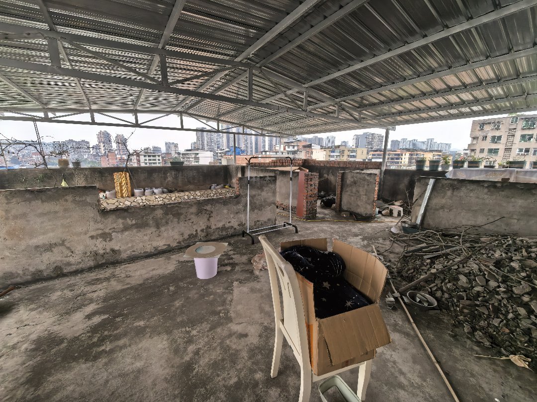 万新现代城幸福家园,南北通透,3室2厅2阳台全南,户型非常棒,有户型为证2
