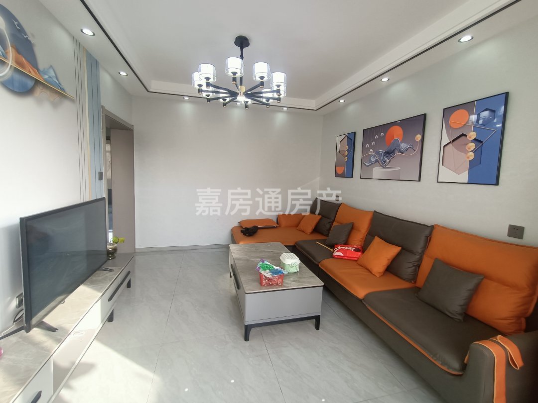 新华北小区,新华北小区2楼84平2室精装拎包入住6