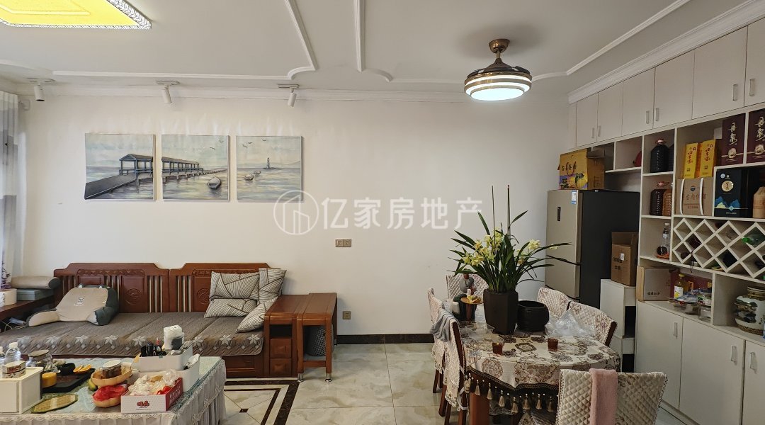 富盛广场,富盛广场,温馨三房,拎包入住,售价73.8万1