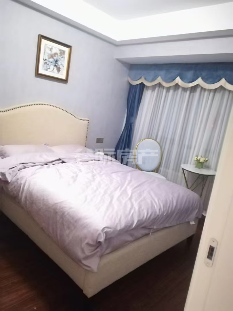 天琴湾,天琴湾89㎡3室精装,业主急售8