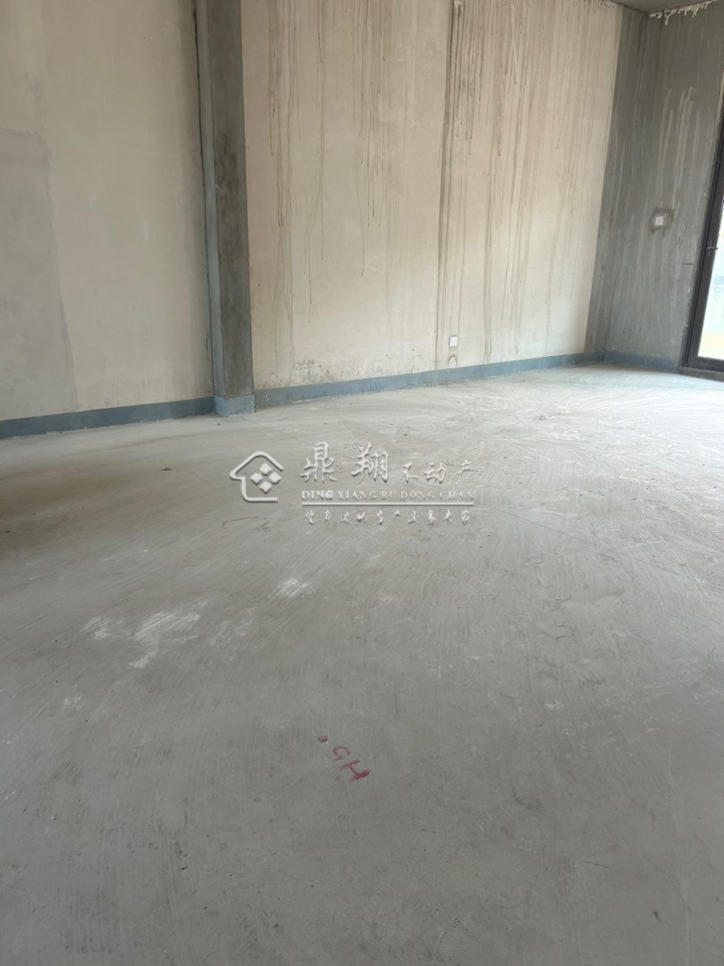 中天留香园,中天留香园周边配套完善,泳池健身影院一应俱全3