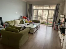 佳和睿智居130㎡3室精装,多条公交经过