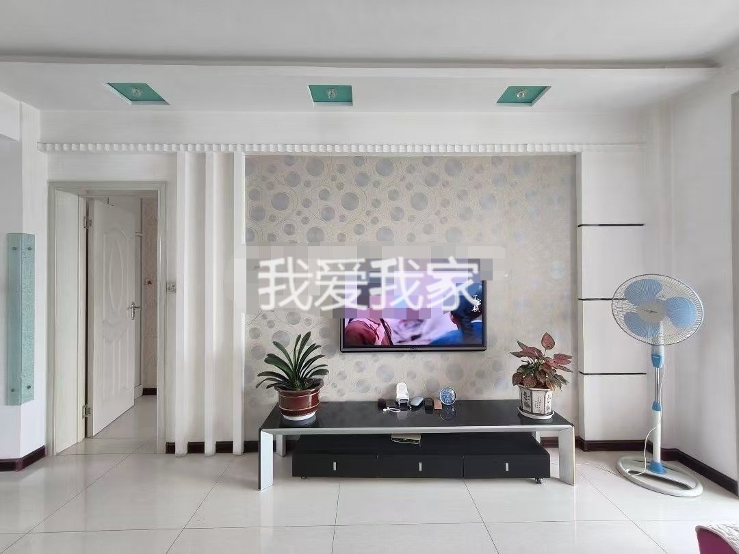 凤凰苑小区,南北通透,3室2厅2卫1阳台全南,户型非常棒,有户型为证4