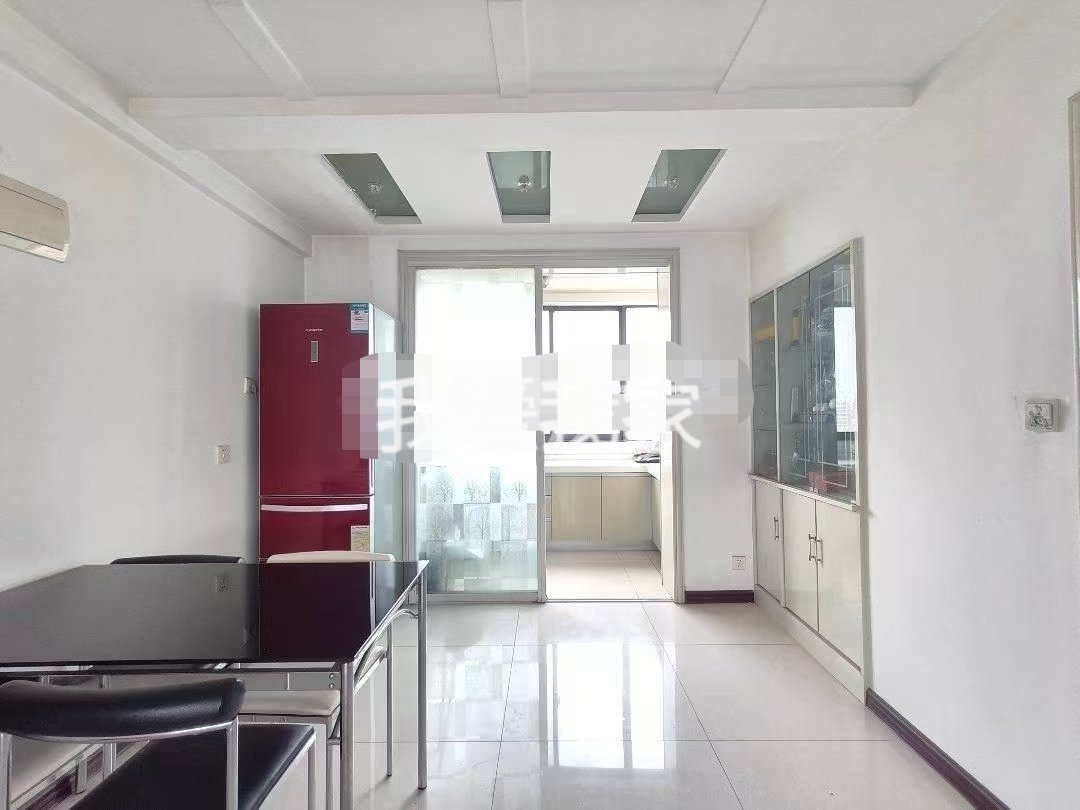凤凰苑小区,南北通透,3室2厅2卫1阳台全南,户型非常棒,有户型为证5