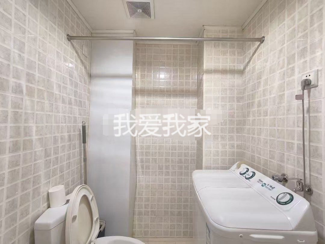 凤凰苑小区,南北通透,3室2厅2卫1阳台全南,户型非常棒,有户型为证8