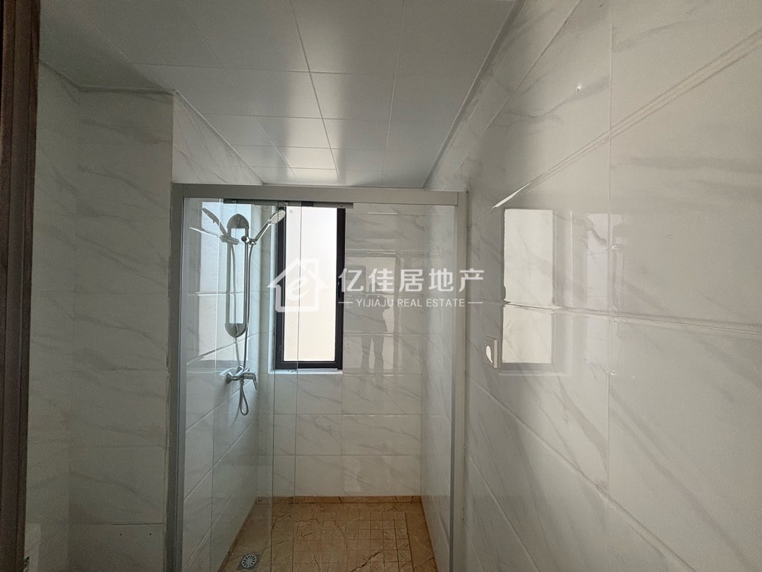 汝州碧桂园,汝州碧桂园电梯 双气 精装三居室观景房 东户!4