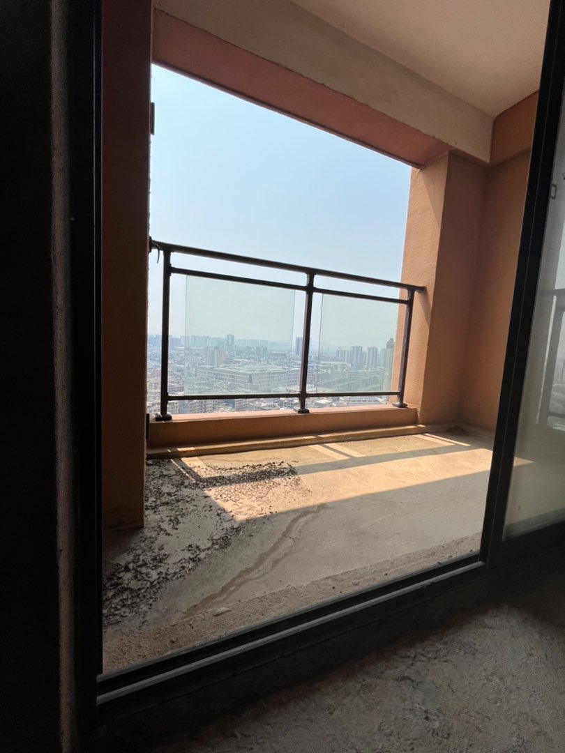 凯旋城,凯旋城 温馨三房 即 买 即装 修 税满二 无尾款2