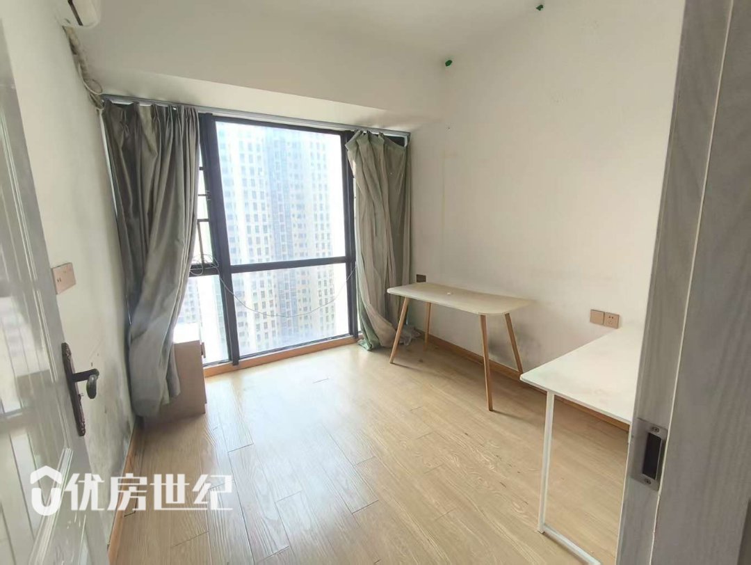 天茂城市广场,天茂城市广场 电梯高层 边套三彩 4室2厅2卫1阳台,办公装5