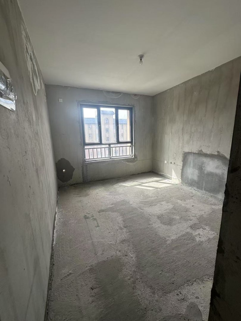 绿城怡和景苑,5室,房型正气,采光佳5