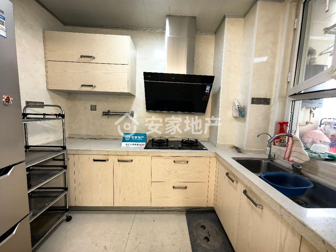 五洲观澜,租出去了观澜89平2居满56.8万领包入住4