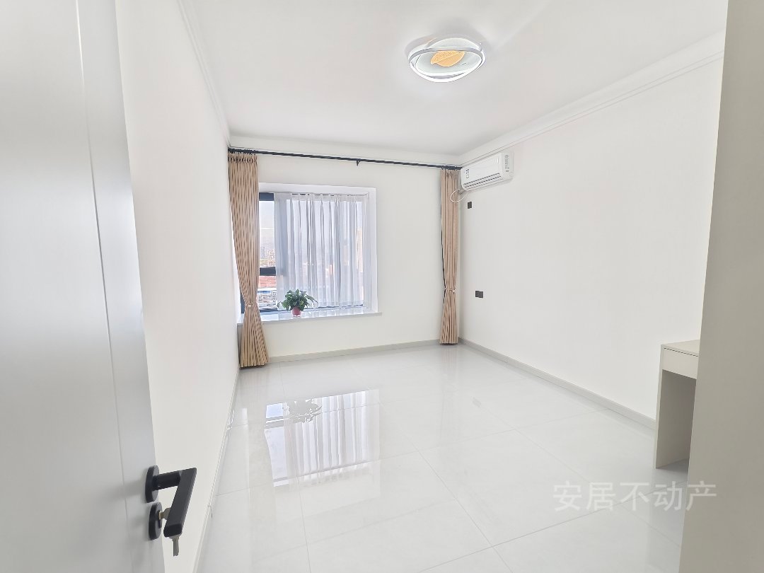 锦祥花园,万达旁锦祥花园大三室南北通透随时看房3