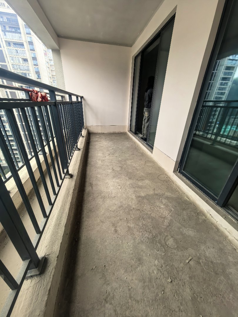 新城凤凰台,精品好房,新城凤凰台3室2厅2卫1阳台,房主急售8