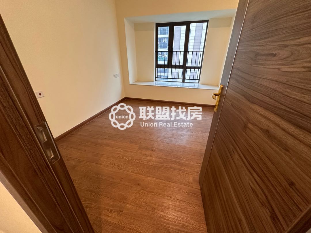 碧桂园城央府,家的感受,心的归属!碧桂园城央府中间层四房精装未入住独立电梯1