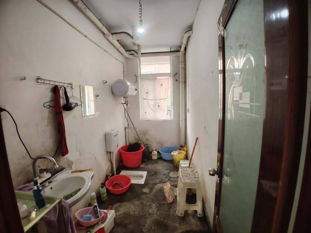 东方锦绣名门,双水锦绣名门 3室2厅2卫2阳台毛坯 使用面积大楼层好南北通9