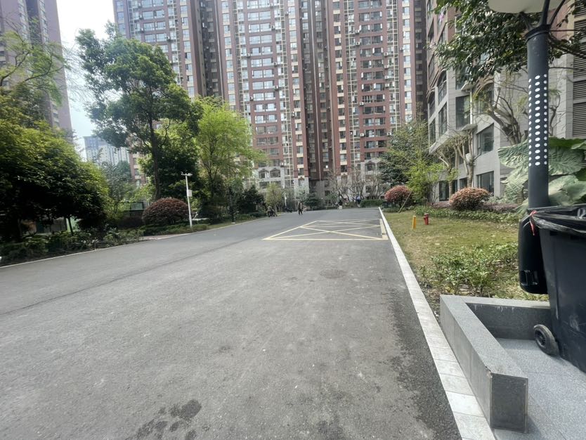 阳光维多利亚,53㎡阳光维多利亚紧邻地铁,公交便利9