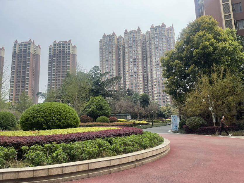 阳光维多利亚,53㎡阳光维多利亚紧邻地铁,公交便利8
