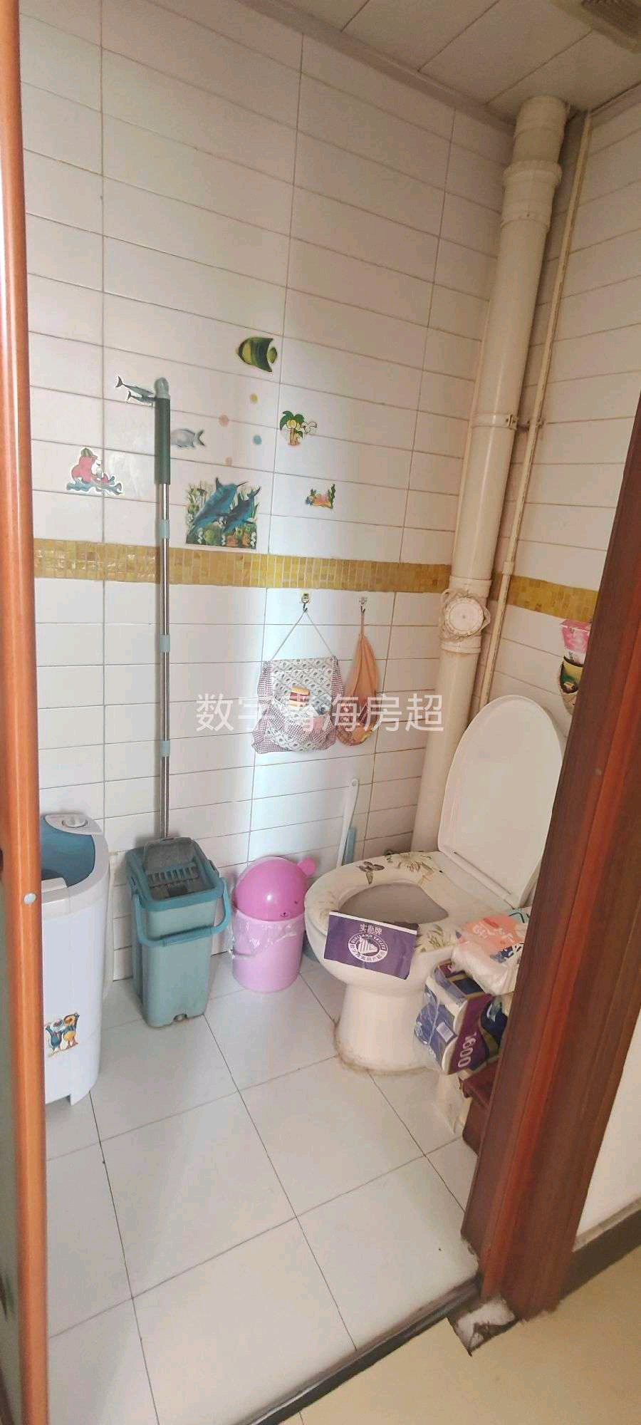 国际村都市绿洲,夏都大街 南大街红十字医院附近 复式楼4室2卫 急售7