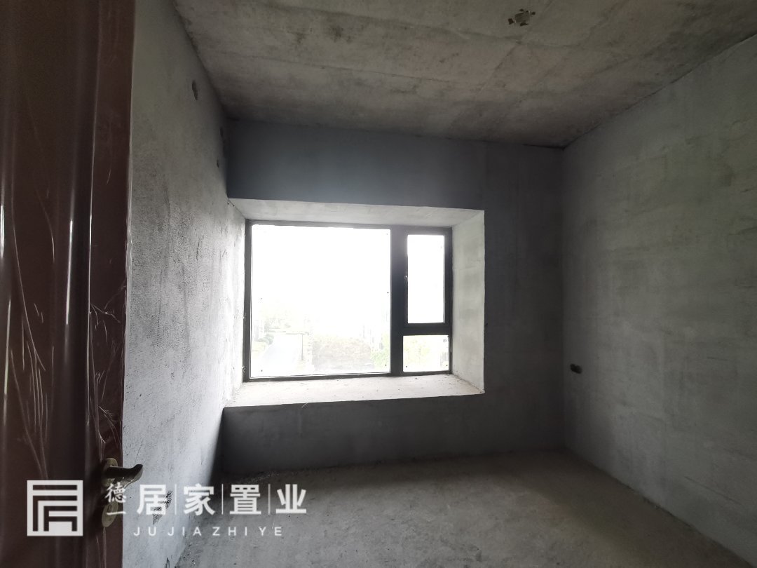 恒大名都,恒大名都77.9㎡2室2厅1卫1阳台毛坯,业主急售4