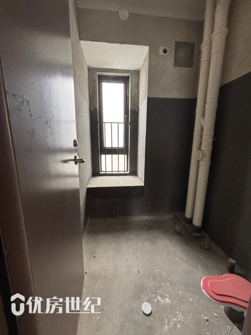 建发天行玺院,建发天行玺院115㎡4室2厅2卫2阳台毛坯边套不靠高速10
