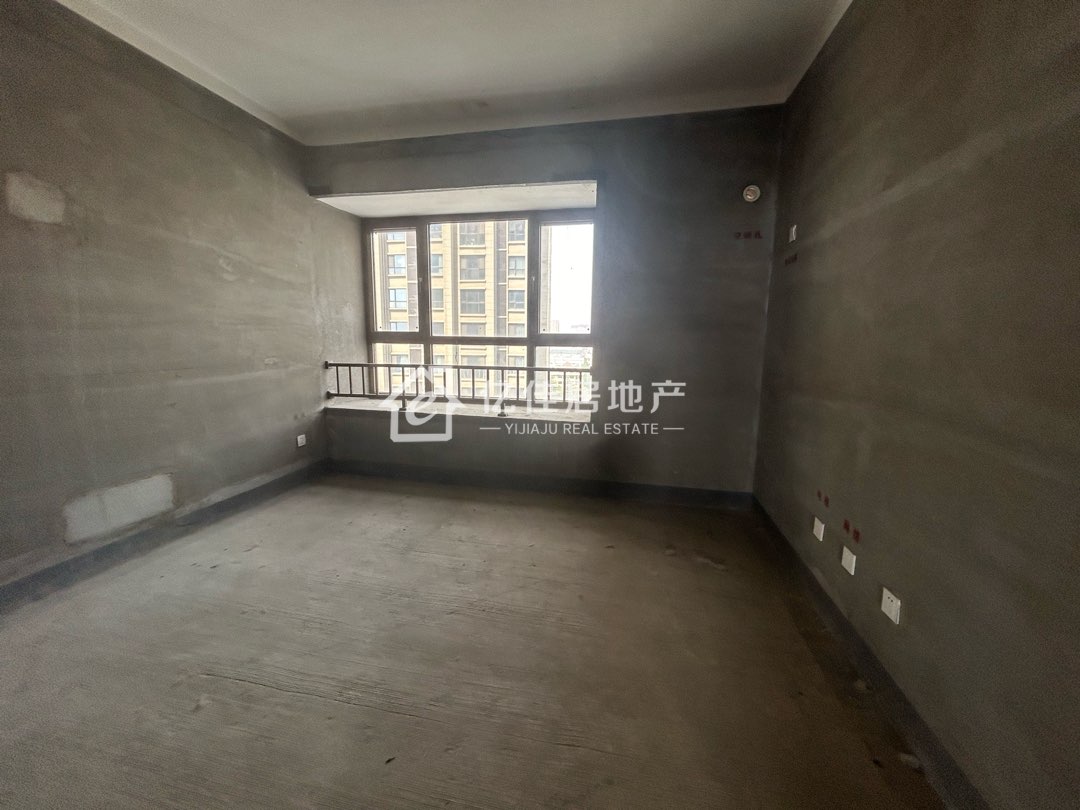 绿洲望嵩文化广场,绿洲广场 中间好楼层 百变毛坯 证在手随时过户5