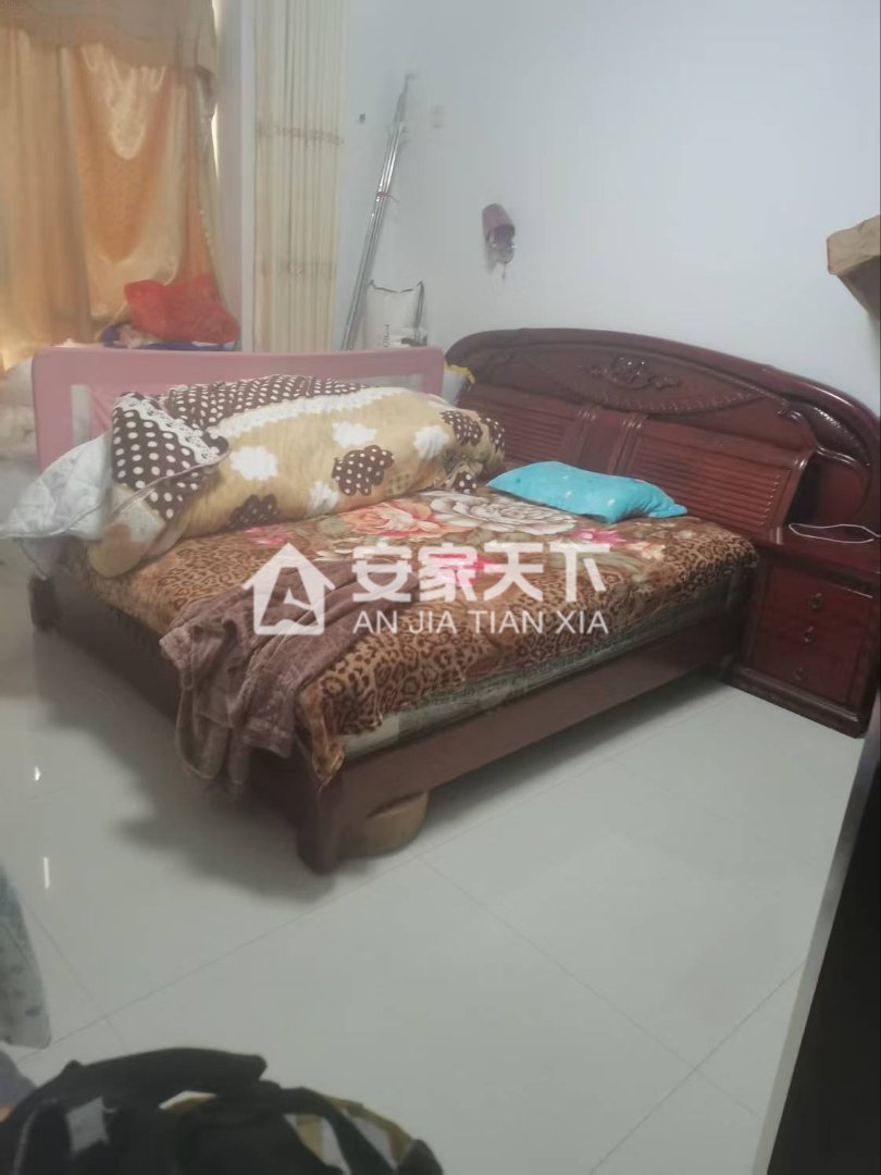 福源苑,高铁站出口福源苑 3室2厅2卫 120平42.8万3