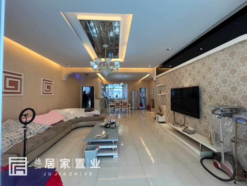 雅乐居,雅乐居大户型 4室2厅2卫 南北通透6