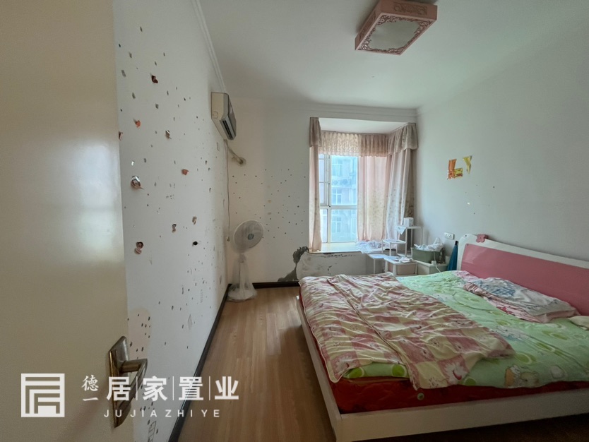 雅乐居,雅乐居大户型 4室2厅2卫 南北通透2