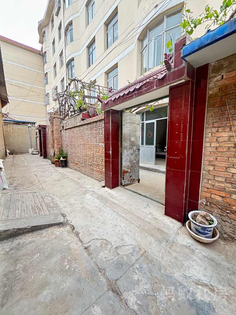 中元26号楼,周边配套设施齐全,地理位置优越12