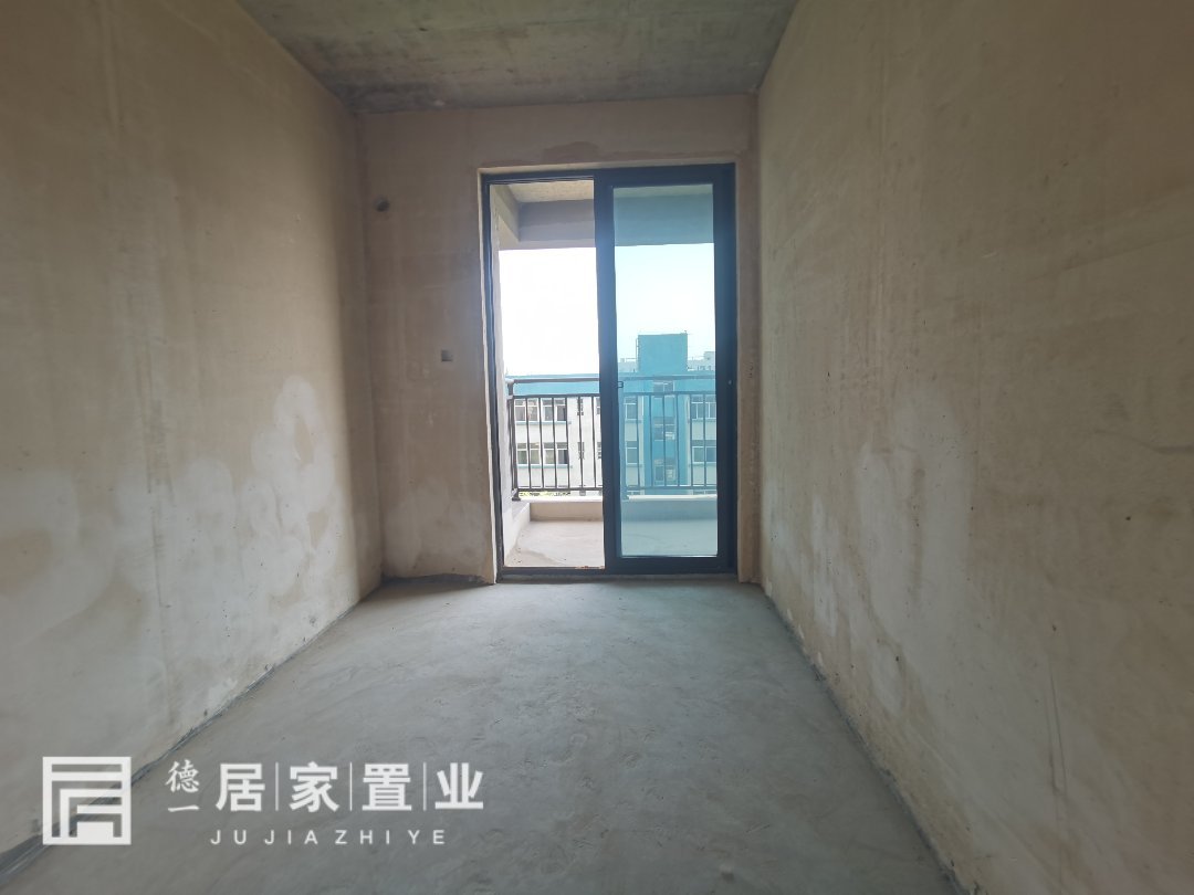 中南春溪集,中南春溪集141.09㎡4室2厅2卫2阳台毛坯,业主急售8
