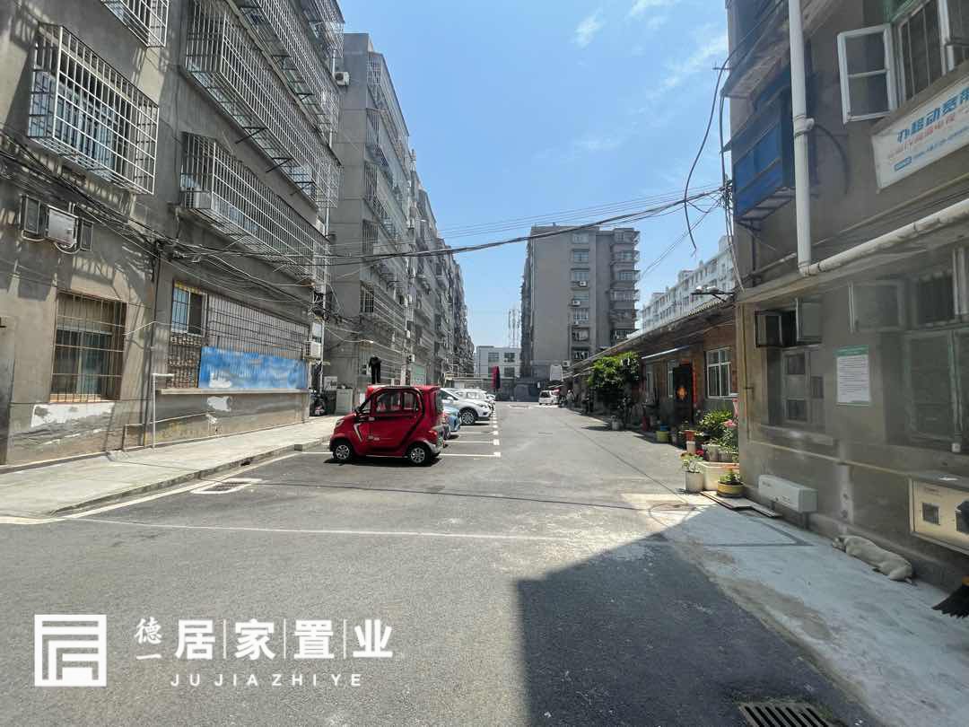 口腔医院住宿区,东风路口腔医院,一楼带院子,好停车10