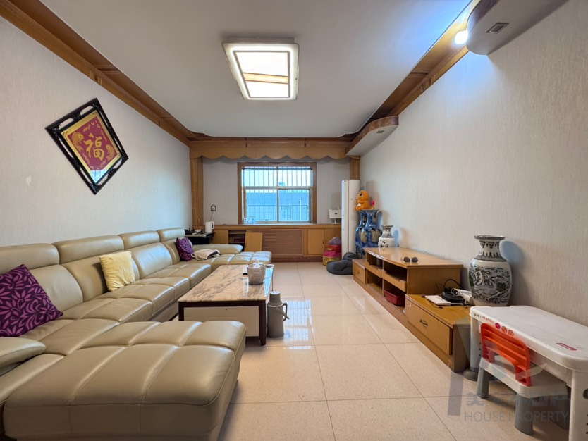 临渭区法院家属院,3室临渭区法院家属院,家电齐全,拎包入住1