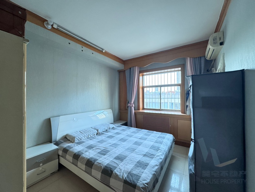 临渭区法院家属院,3室临渭区法院家属院,家电齐全,拎包入住3