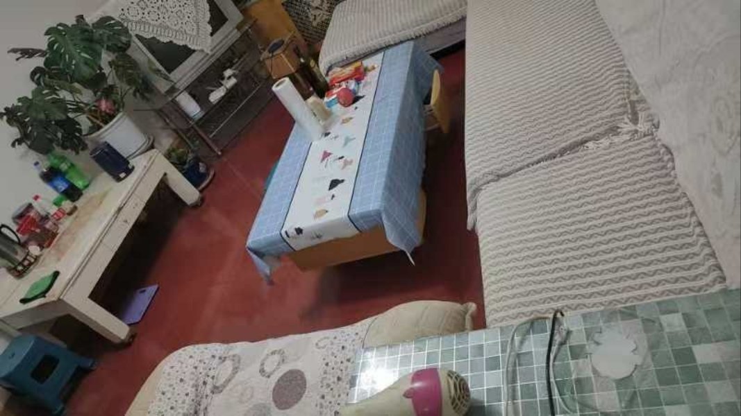 亚中小区,亚中小区72㎡2室2厅1卫1阳台普通南北,业主急售8
