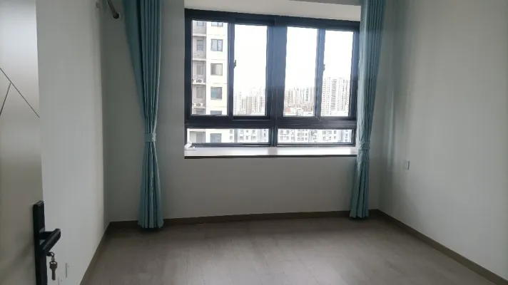 全新装修 文鼎佳苑84㎡2室2厅1卫1阳台精装 家电齐全